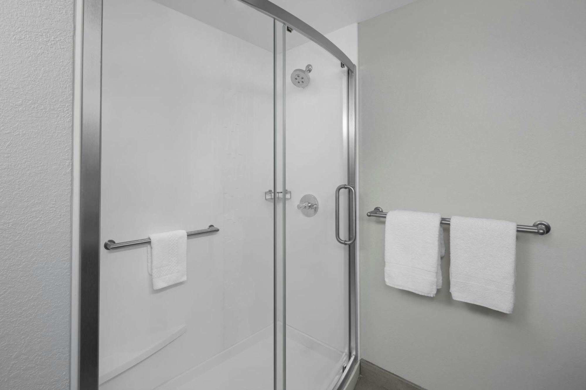 מלון Courtyard Tampa אולדסמאר מראה חיצוני תמונה